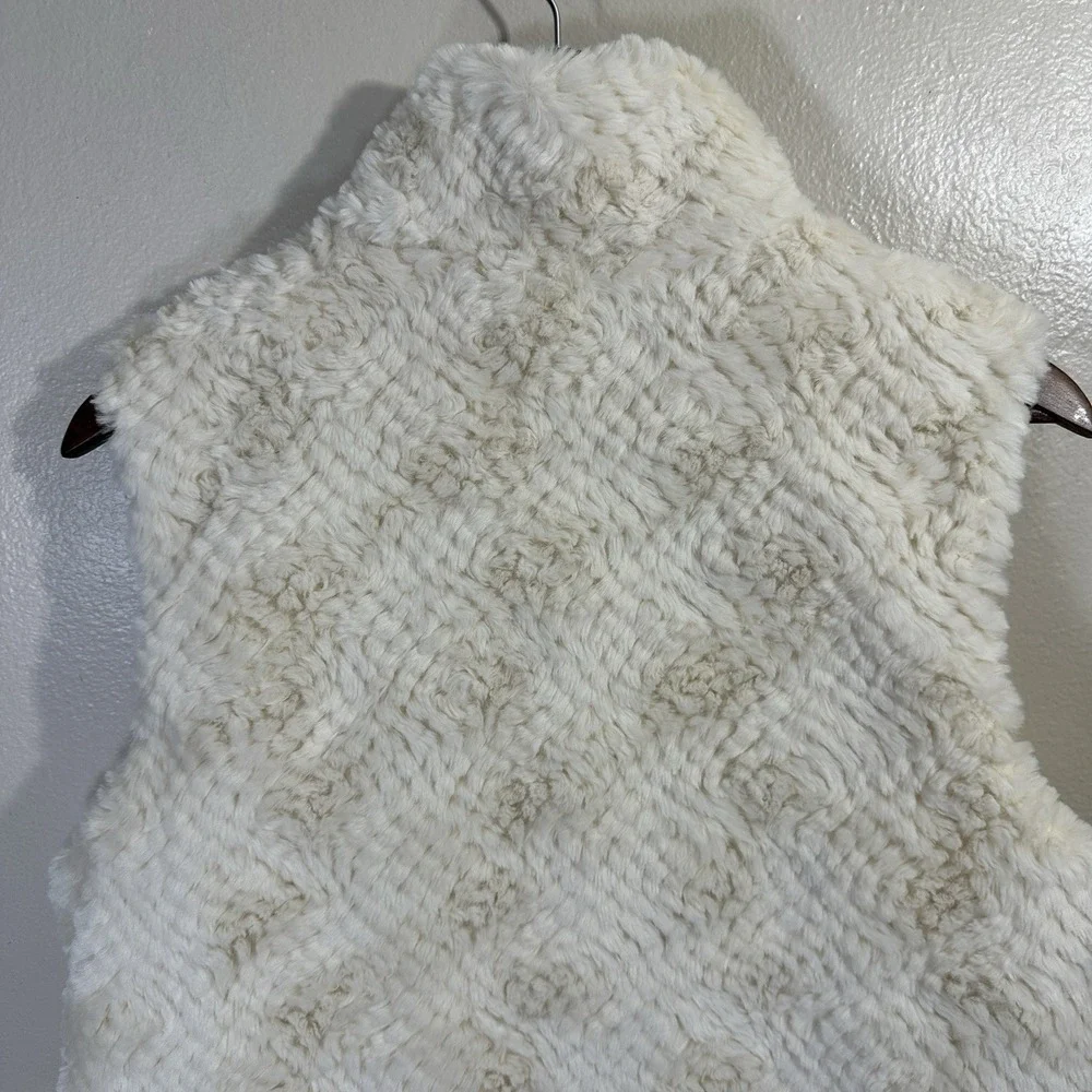 NWOT CJ BANKS Women's Reversible Petite Medium White Quilted Puffer Vest